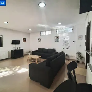  Appartamento Studio Très Bien Situé Au Jardin D El Menzah 1 Tunisia